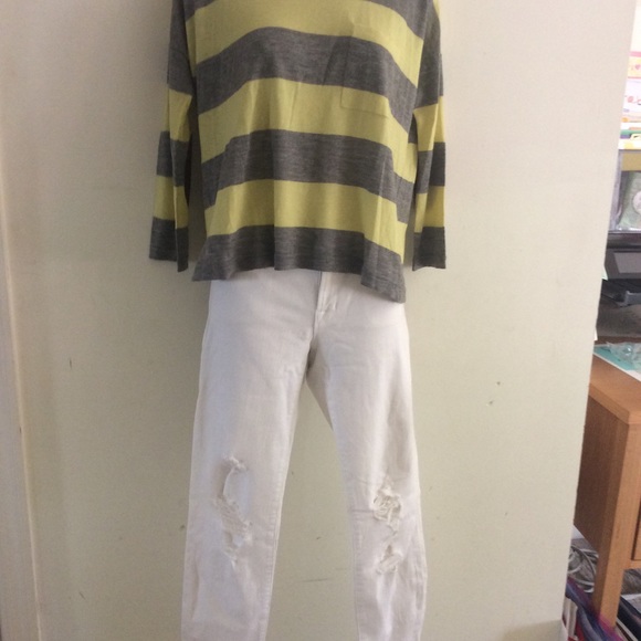 J.Brand white distressed jeans - Picture 4 of 6